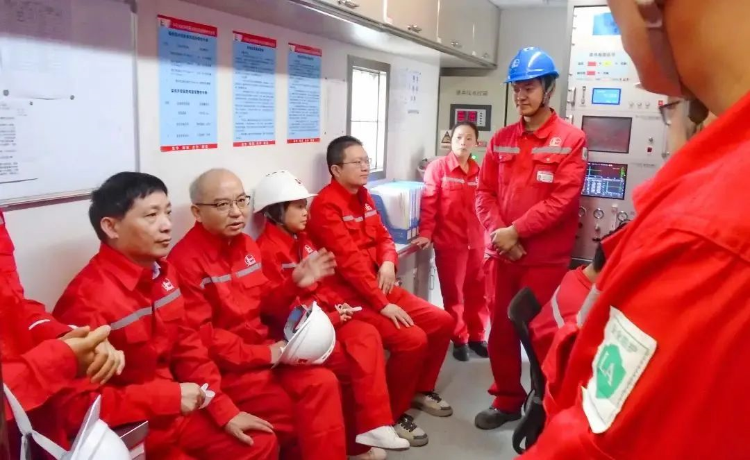 情系员工到一线，传递关切暖人心(图2)